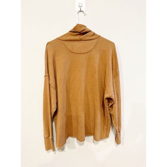 Aerie fleece turtleneck sweatshirt - Picture 3 of 4